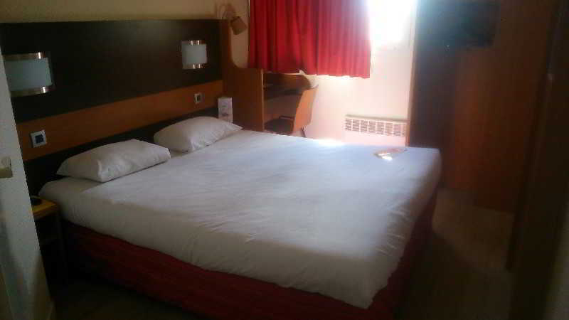 Hotelf1 Maurepas