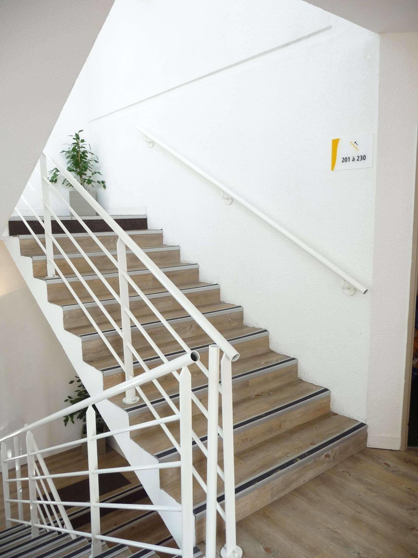 Hotel Hotelf1 Maurepas