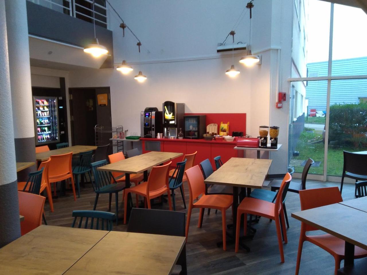 Hotelf1 Maurepas Hotel Maurepas (Yvelines)